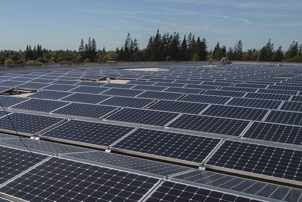 Günstiger Solarstrom für Industrie und Gewerbe