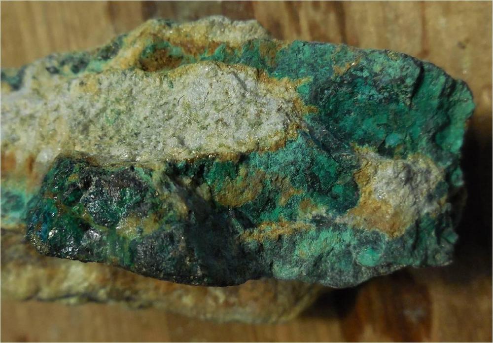 ML Gold weist Kupfererz über mehr als 400 Meter Länge nach!