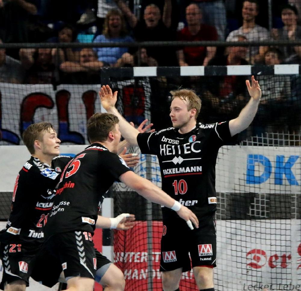 Handball: HC Erlangen punktet vor großer Kulisse gegen die Löwen
