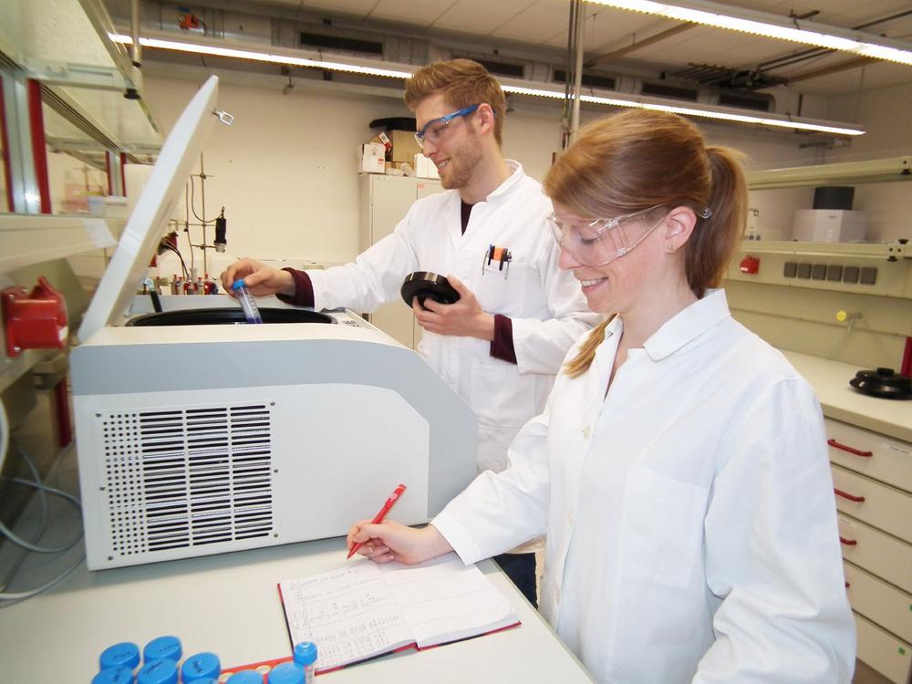 Berufsbegleitendes Fernstudium: Industriepharmazie (B.Sc.)