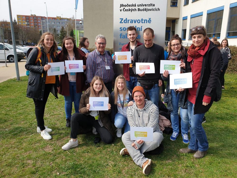 Studierende der Sozialen Arbeit nehmen an internationalen Studienwochen in Belgien, Österreich und der Tschechischen Republik