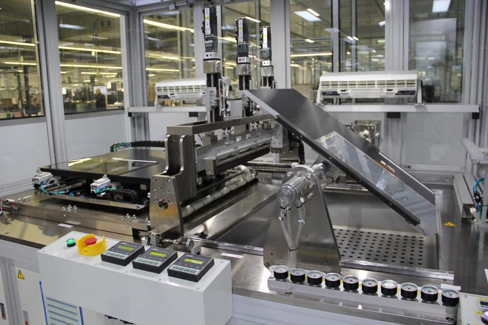 DATA MODUL erweitert Bonding Expertise