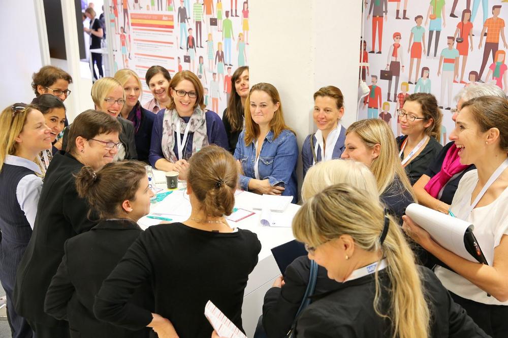 zfh präsent vor Ort auf der Karrieremesse herCAREER in München