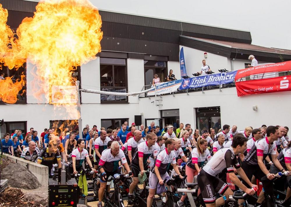 Großes monte mare Cycling-Event zugunsten der Vor-Tour der Hoffnung beim Rheinland-Pfalz-Tag 2020 in Andernach