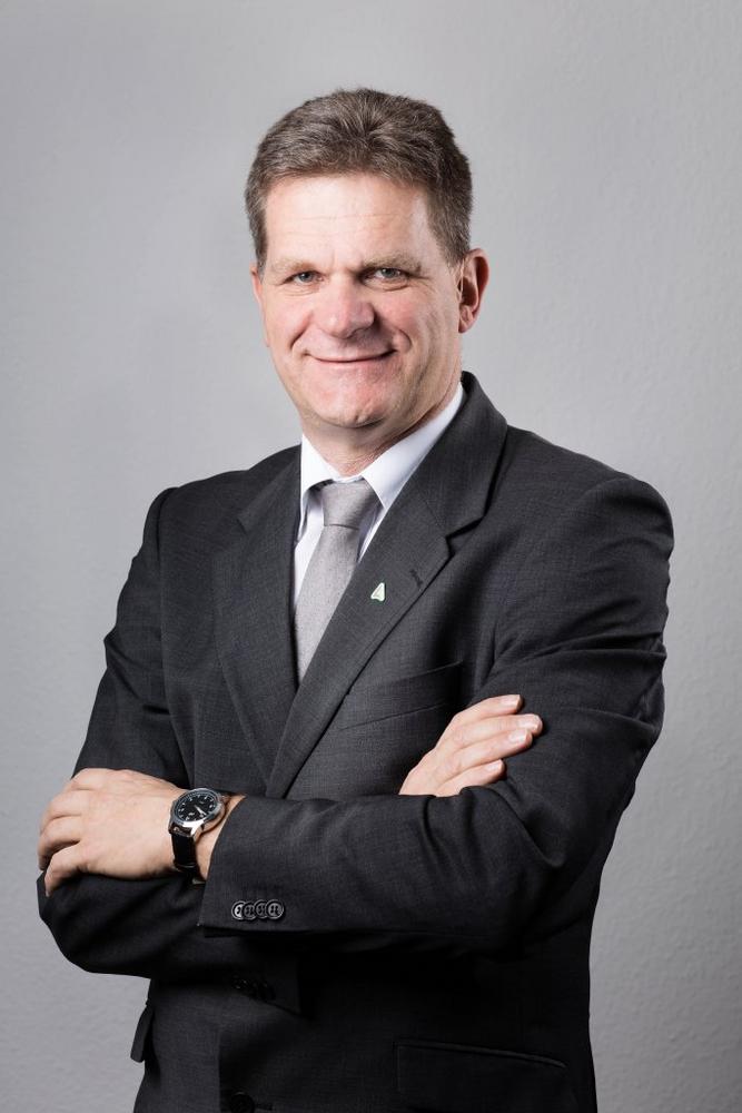 Frank Gemmer wird Hauptgeschäftsführer des IVA