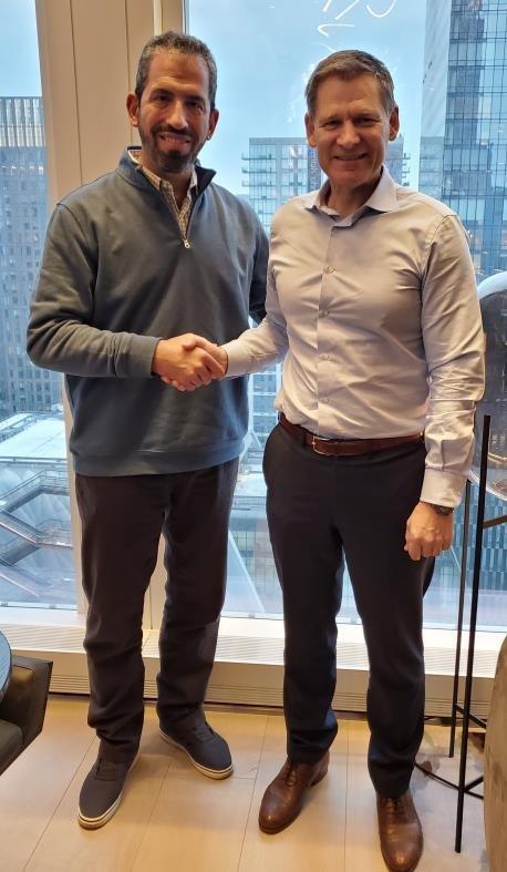 ACD Elektronik GmbH und Janam Technologies LLC kooperieren bei Industrie-Smartphone