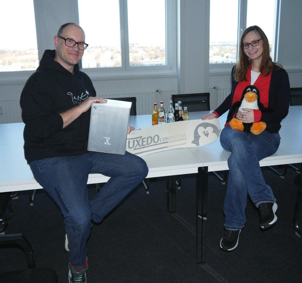 Paul-Klee-Gymnasium erhält gesponserten Linux-PC von TUXEDO Computers