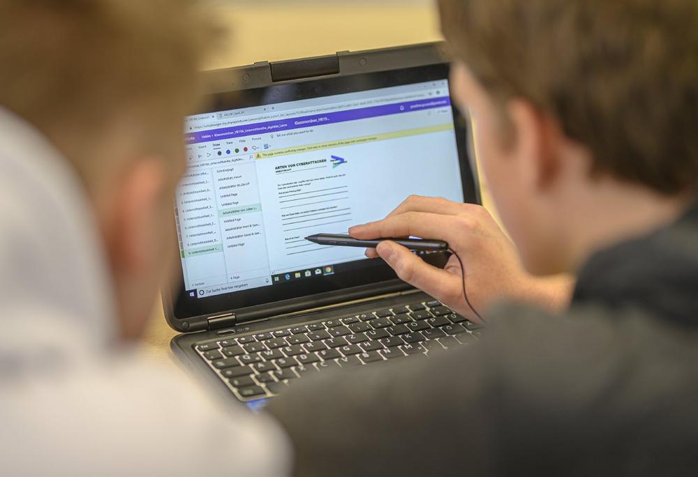 Lernen aus Corona: TalentMetropole Ruhr öffnet das Digitale Klassenzimmer