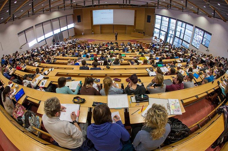 TU Ilmenau: Studiengang Wirtschaftsingenieurwesen erzielt Spitzenergebnisse in Uni-Ranking
