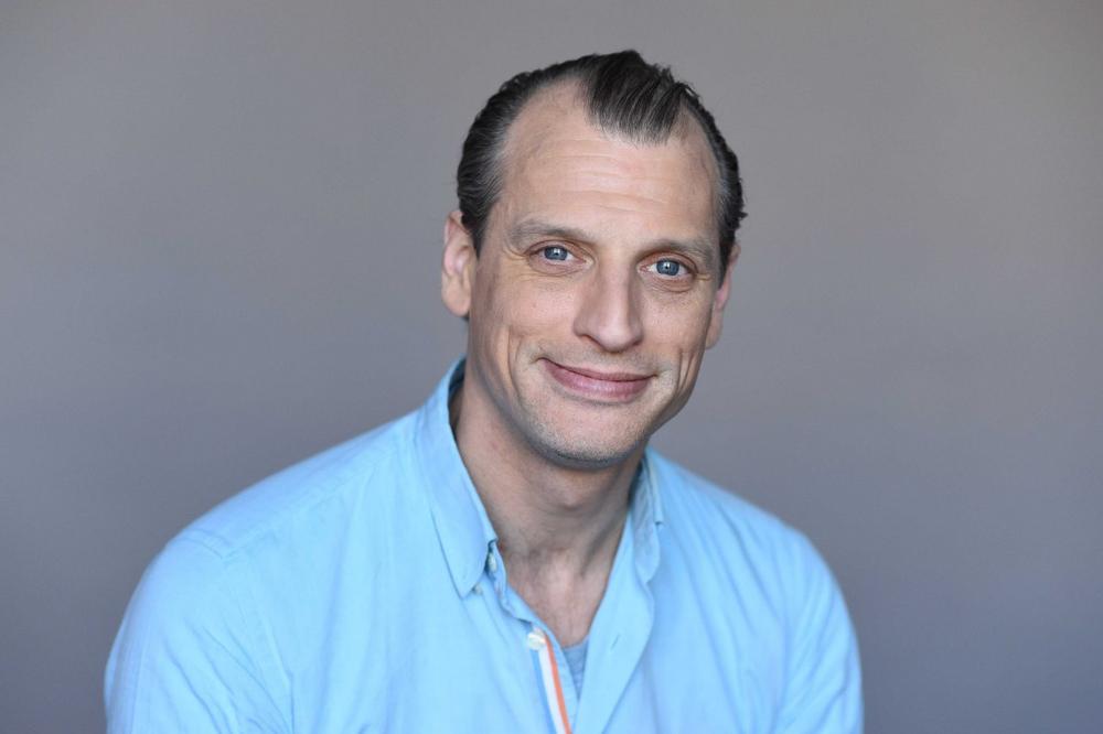 Max Ruhbaum – Morgens Zirkus & Abends Theater!