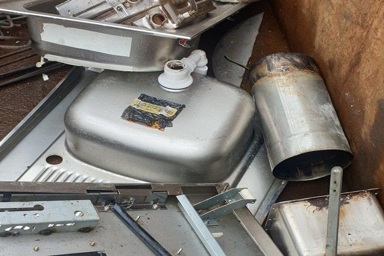 Wir Entsorgen Schrott und Altmetall Schrotthändler in Bochum schnell und zuverlässig