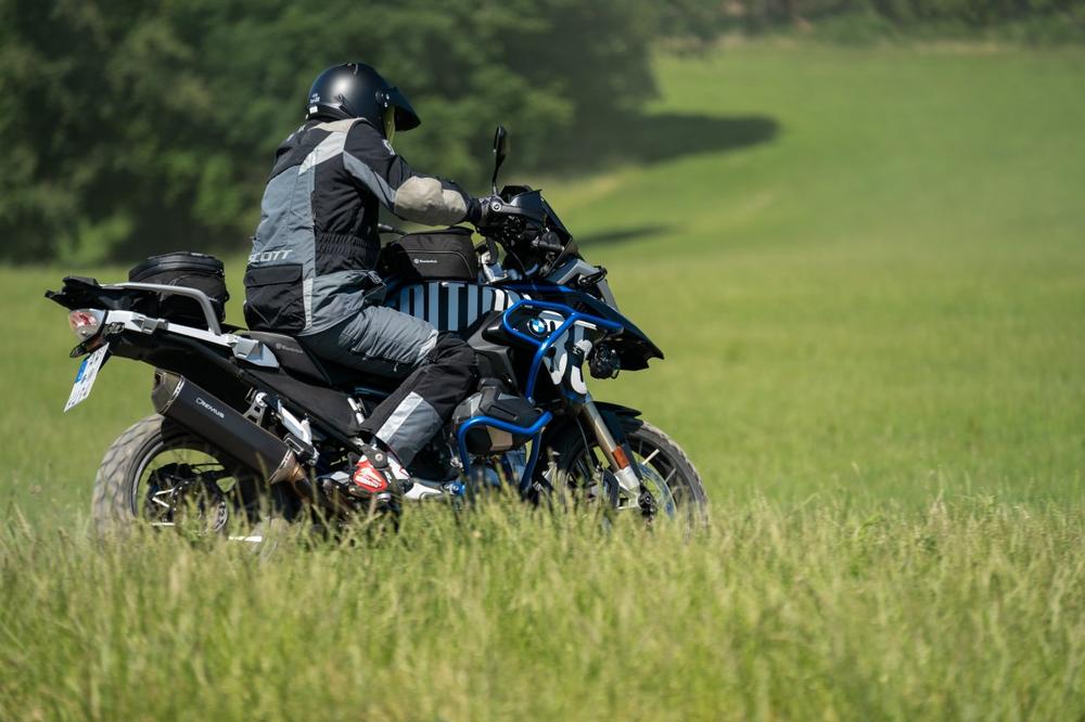 rahmenverkleidung flankenschutz