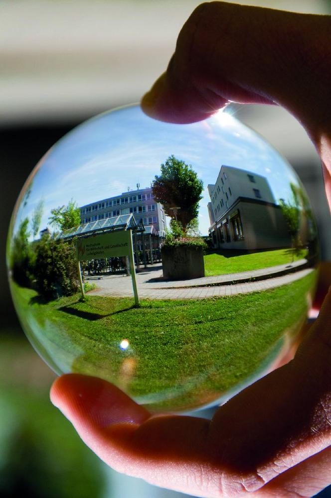 Berufsbegleitend weiterqualifizieren: Logistik – Management & Consulting (MBA)