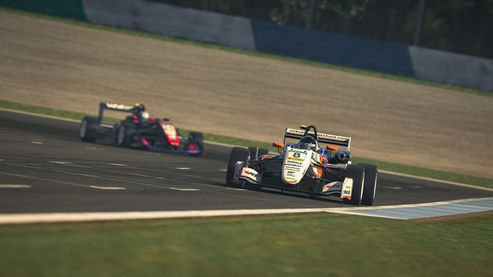 Erstes Esports-Racing-Highlight 2021: Romain Grosjean feiert Comeback in der VCO ProSIM SERIES