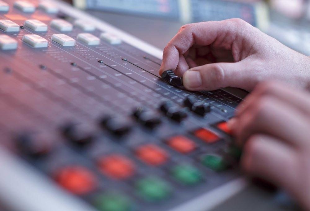 FUNKE baut Audio-Bereich weiter aus und produziert Corporate Podcasts für Werbekunden