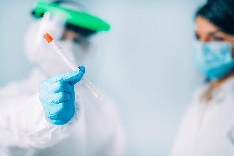 Corona test kits produced with the help of Busch vacuum technology