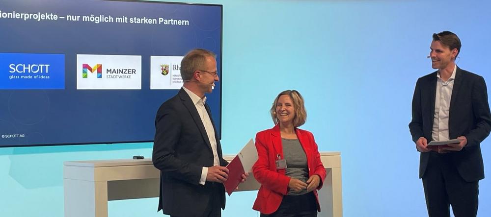 SCHOTT und Mainzer Stadtwerke testen Glasherstellung mit klimafreundlichem Wasserstoff