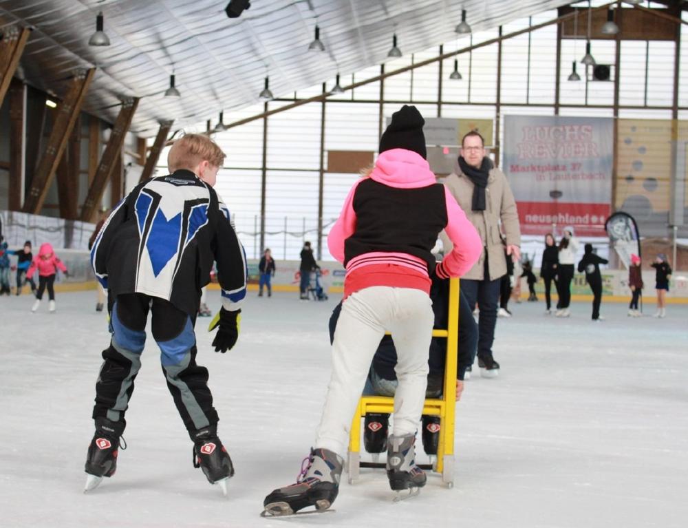 Alle aufs E.I.S. – Kostenlos Eislaufluft schnuppern