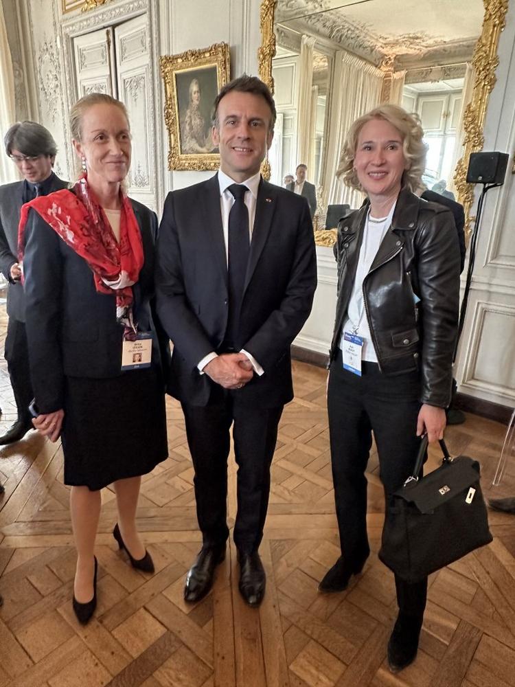 Ayla Busch meets President Macron