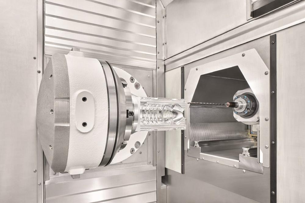 EMO 2023: GROB presents groundbreaking and cross-industry technologies at EMO 2023