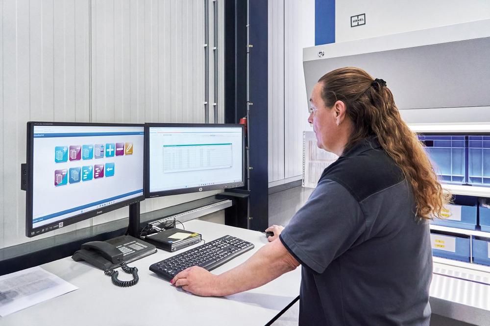 Effizienzsteigerung durch HänelSoft®-N Smart Picking mit dem Hänel Rotomat® Lagerlift