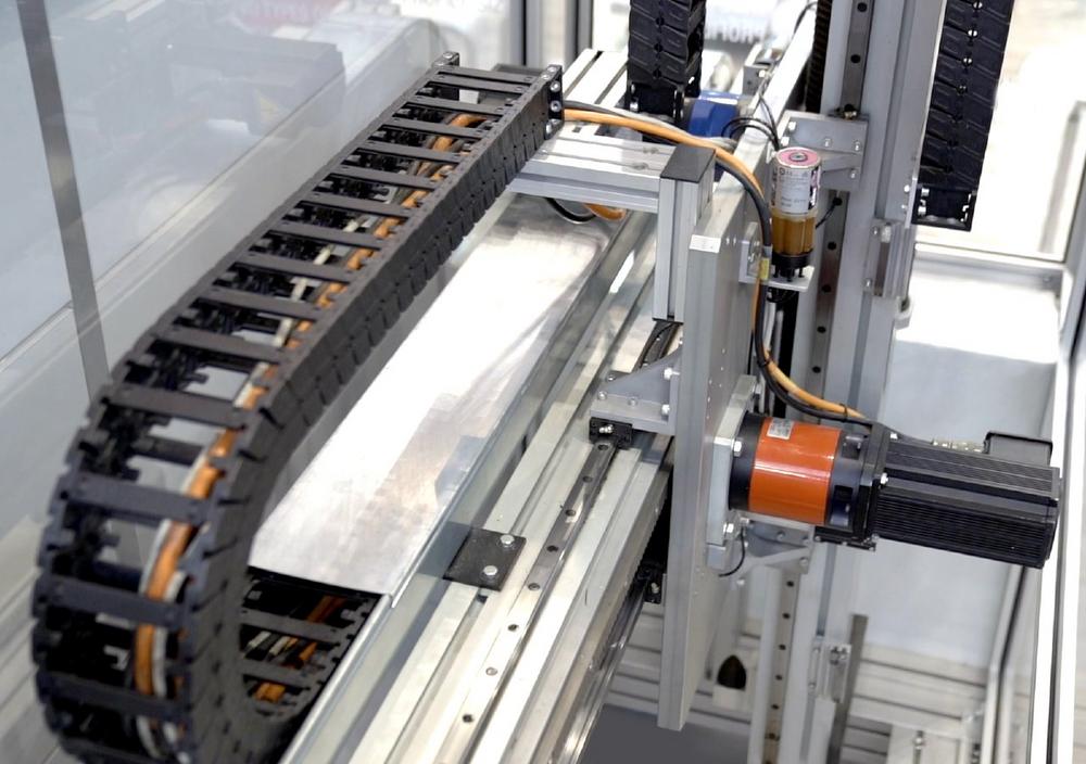 Rollon Tecline: Hochdynamisch und extrem belastbar