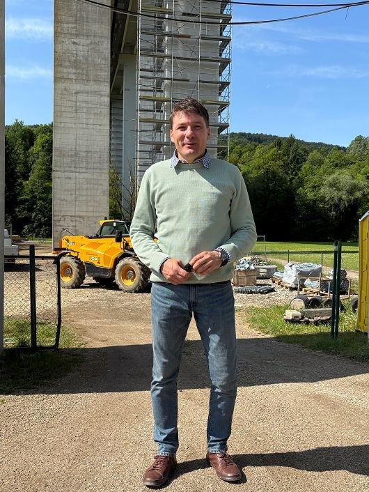 930 Meters with GEDA – Elevator Solutions Support Bridge Renovation in Slovenia