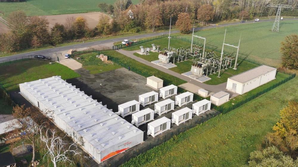 Drittes großes Upside Speicher-Kraftwerk mit SMA Batterie-Wechselrichtern nimmt Betrieb auf