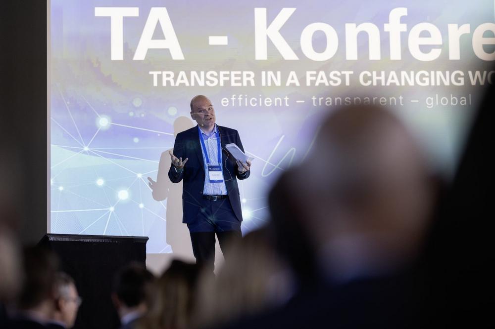 Transfer der Zukunft – effizient, transparent, global