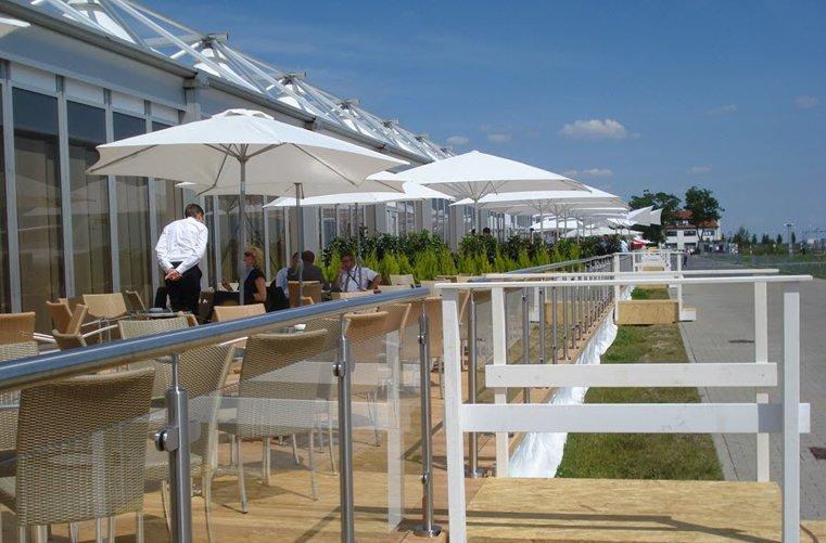 Losberger De Boer stellte über 12.500 m² an temporären Ausstellungshallen und weiteren Nutzflächen