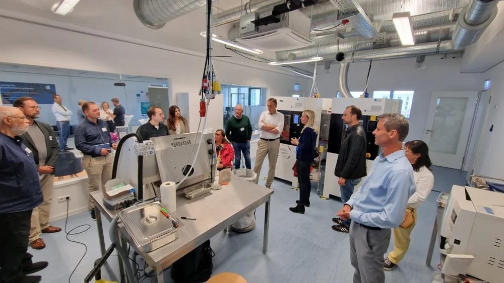 Inkognito-Besuch bei Kumovis (3D Systems): Exklusive Einblicke in den PEEK‑3D-Druck mit EXT 220 MED