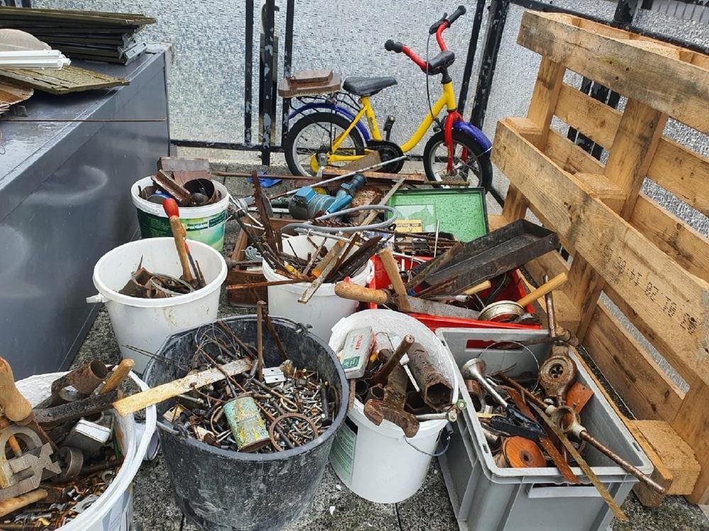 Egal, ob Privathaushalt oder Gewerbetreibender: Die Schrottabholung Hagen kommt zu Ihnen