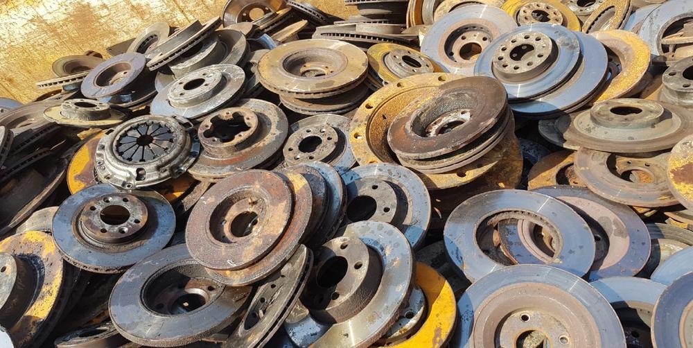 Bei größere und kleinere Menge kostenlose Schrottabholung in Witten und Umgebung