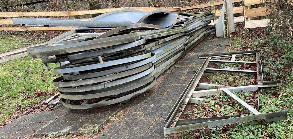 Ohne Kosten Professionelle Schrottabholung in Solingen und Umgebung