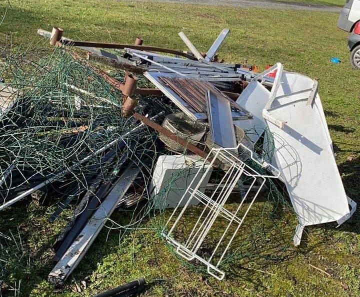 Sie suchen nach einer einfachen Möglichkeit Ihren Schrott loszuwerden in Dinslaken und Umgebung?