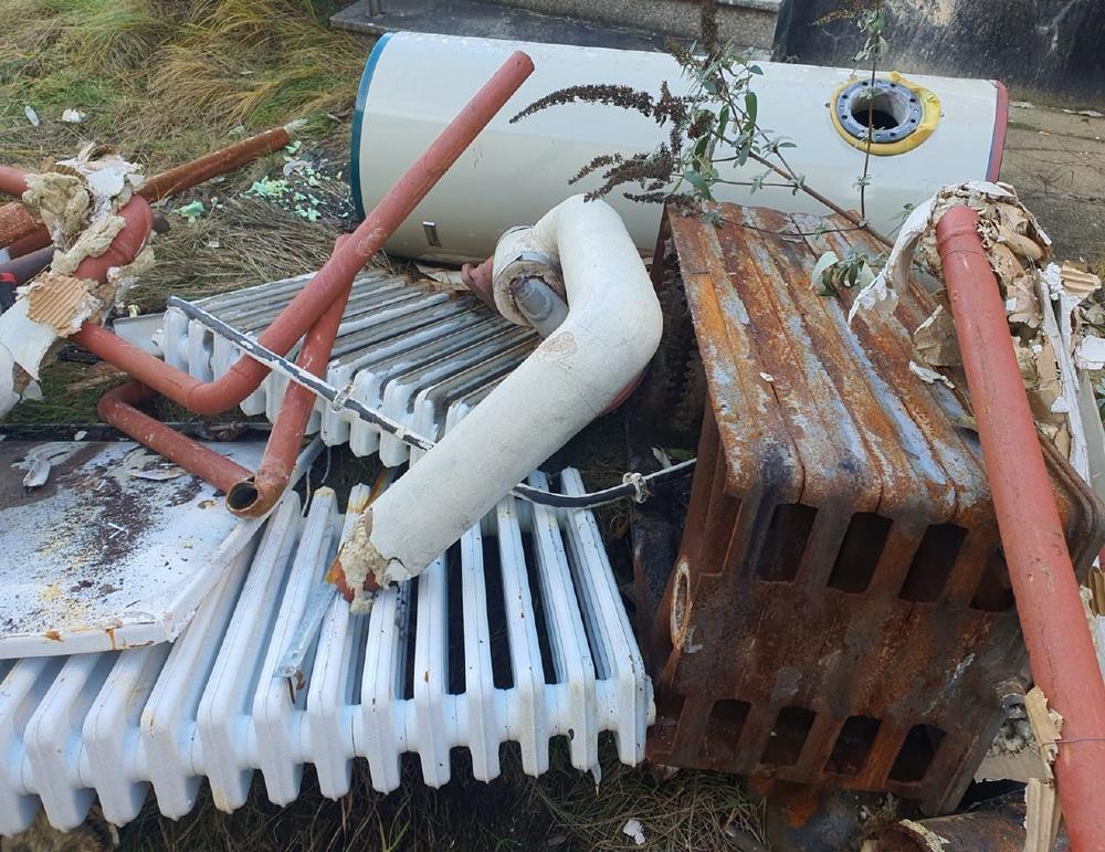 von ihren Standort in Solingen und Umgebung wir holen schrott und Alteisen kostenlos Ab