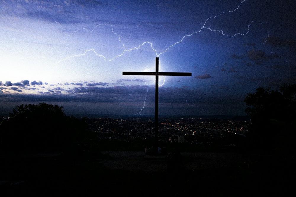 Aufruf zum Zeichen setzen: UN-Gedenktag für Opfer religiös motivierter Gewalt