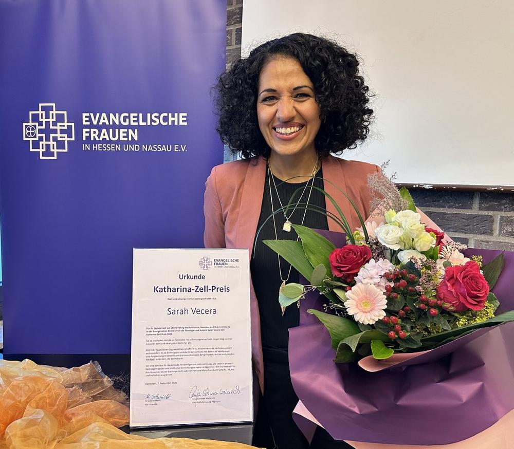 Sarah Vecera erhält Katharina-Zell-Preis 2025