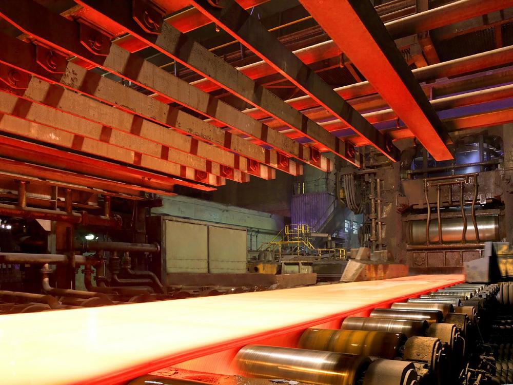 „Last rolling shift“ in Hüttenheim: Closure of heavy plate mill goes according to plan