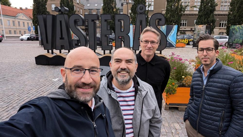 LieberLieber: Digital twins for the automated control of a microgrid