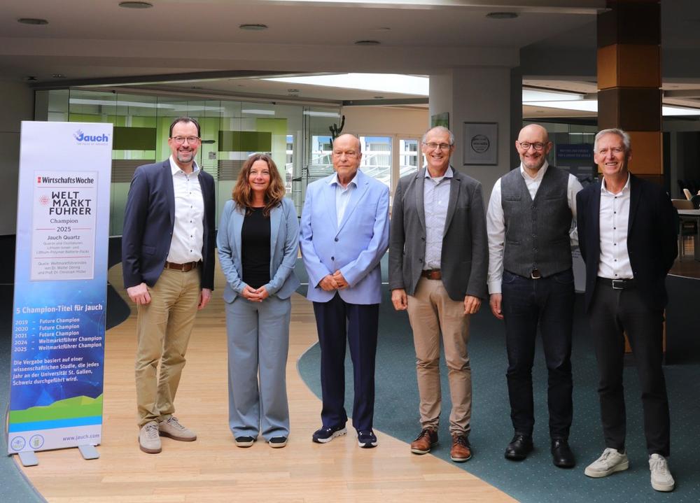 Jauch Quartz und Hochschule Furtwangen stärken Kooperation in Forschung und KI