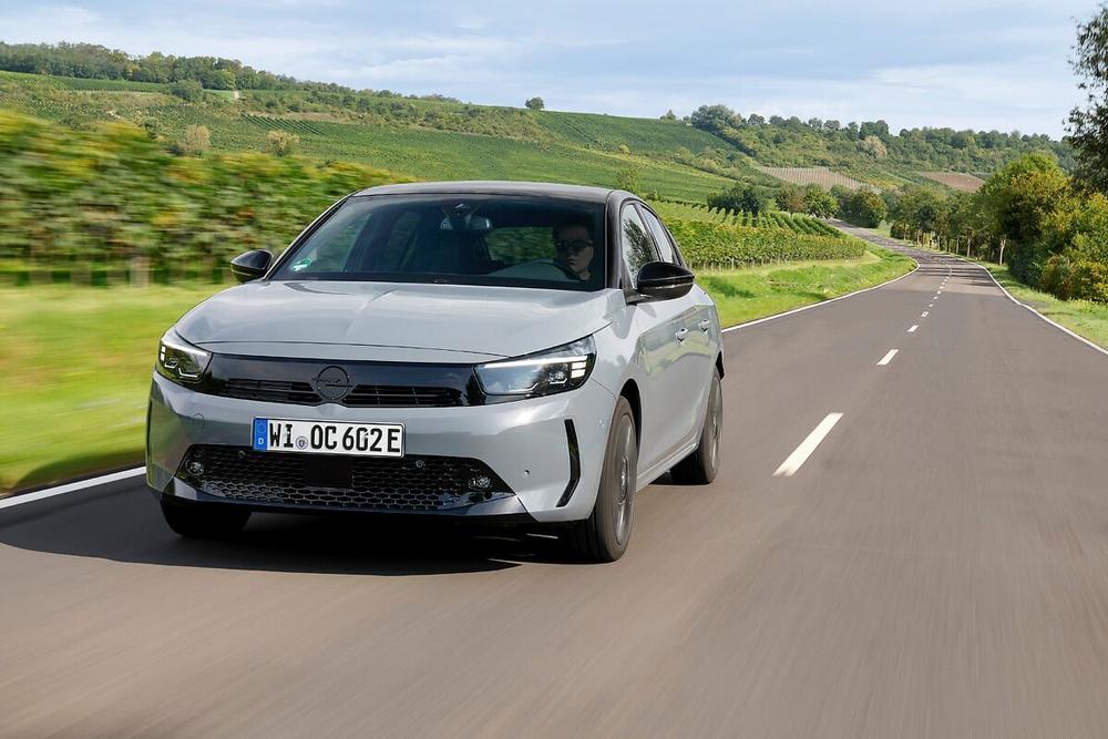 Opel steigert Marktanteil und Absatz im April in Deutschland deutlich