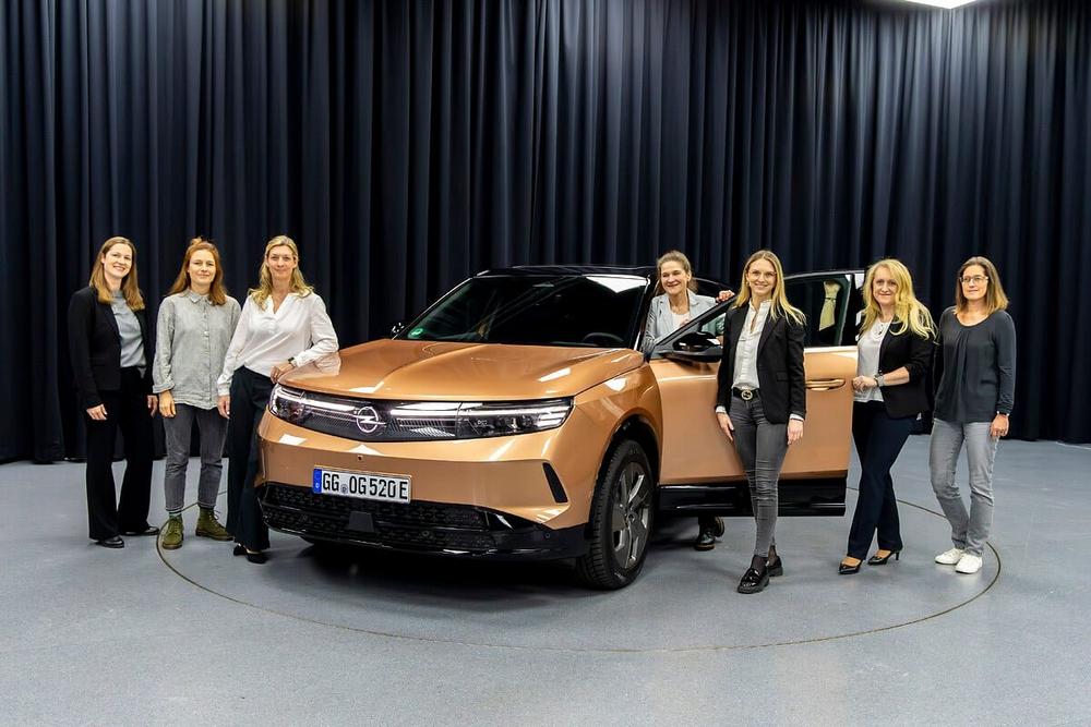 Diversität zählt: Wie Opel-Modelle Frauenansprüchen gerecht werden