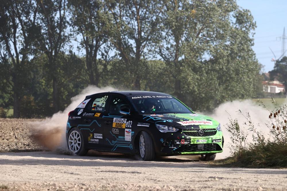 Strong Field in ADAC Opel e-Rally Cup 2022