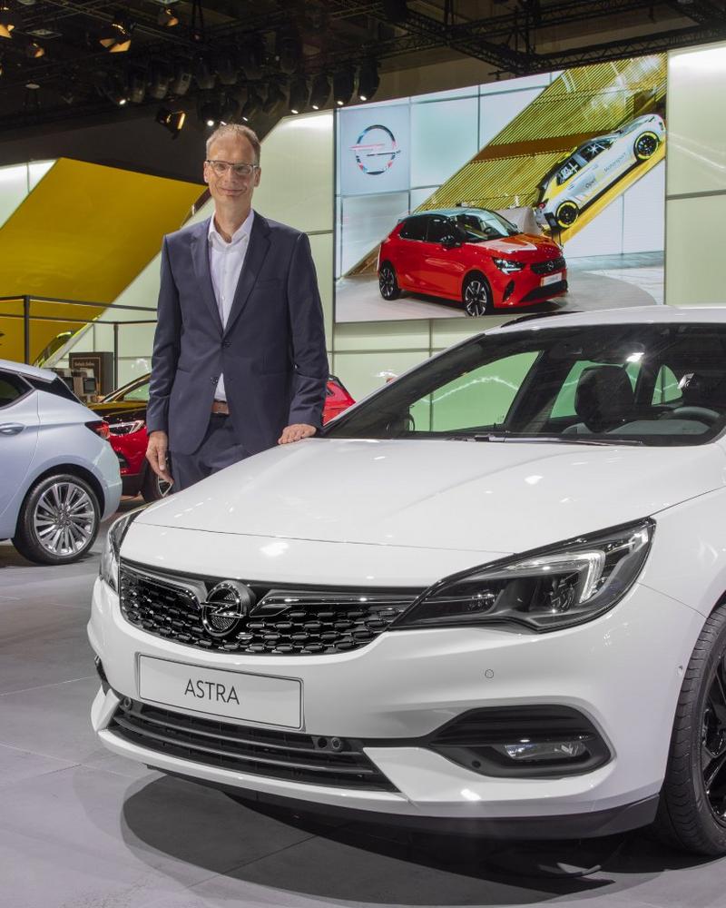 „Opel wird elektrisch“: CEO Michael Lohscheller kündigt auf der IAA nächste Schritte der Opel-Elektro-Offensive an