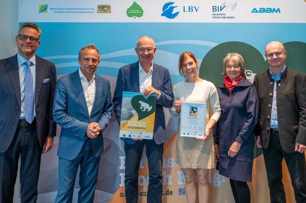 HOFFMANN MINERAL honored for five biotope sites under Bavaria’s ‘Nature on Time’ program