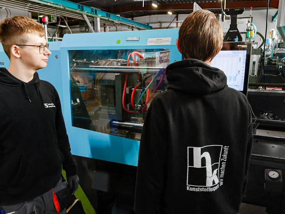 Saving energy is rewarding and fun – there is often immense potential in the injection molding process