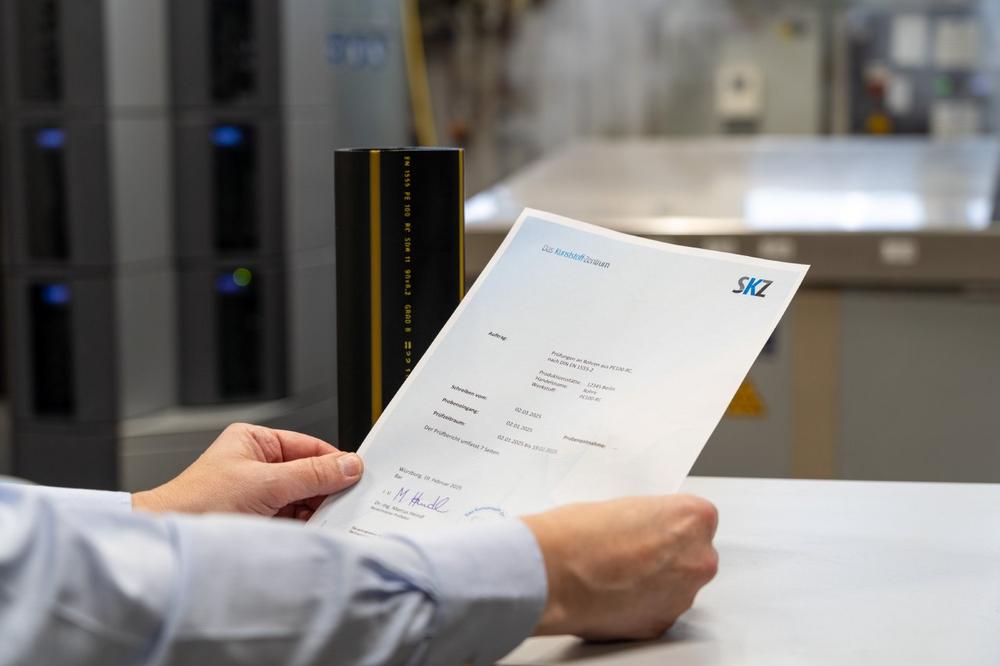 Plastic piping systems for gas supply made of polyethylene (PE) – accredited testing in accordance with DIN EN 1555