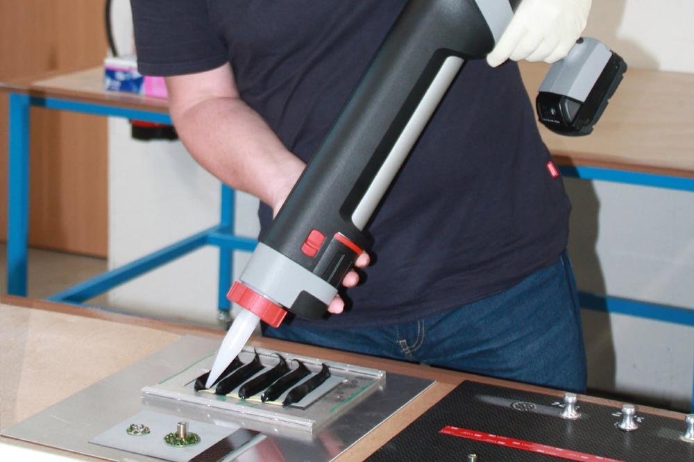 SKZ-Kurs zum Klebpraktiker nach DVS 3305/EWF 515 jetzt auch in Horb am Neckar