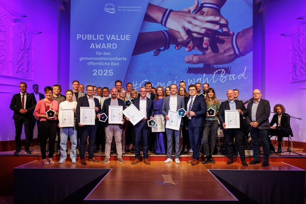 Ausgezeichnetes Gemeinwohl: Acht Schwimmbäder erhielten den „PVA 2025“ der DGfdB